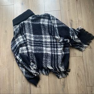 Steve Madden Sweater Poncho